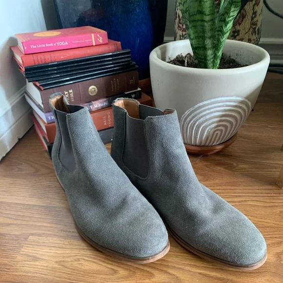 Mens Spring Suede Boot - Picture 1 of 2